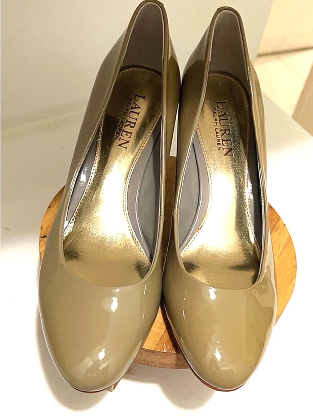 Lauren Ralph Lauren Patent Army Green Round-Toe Pumps